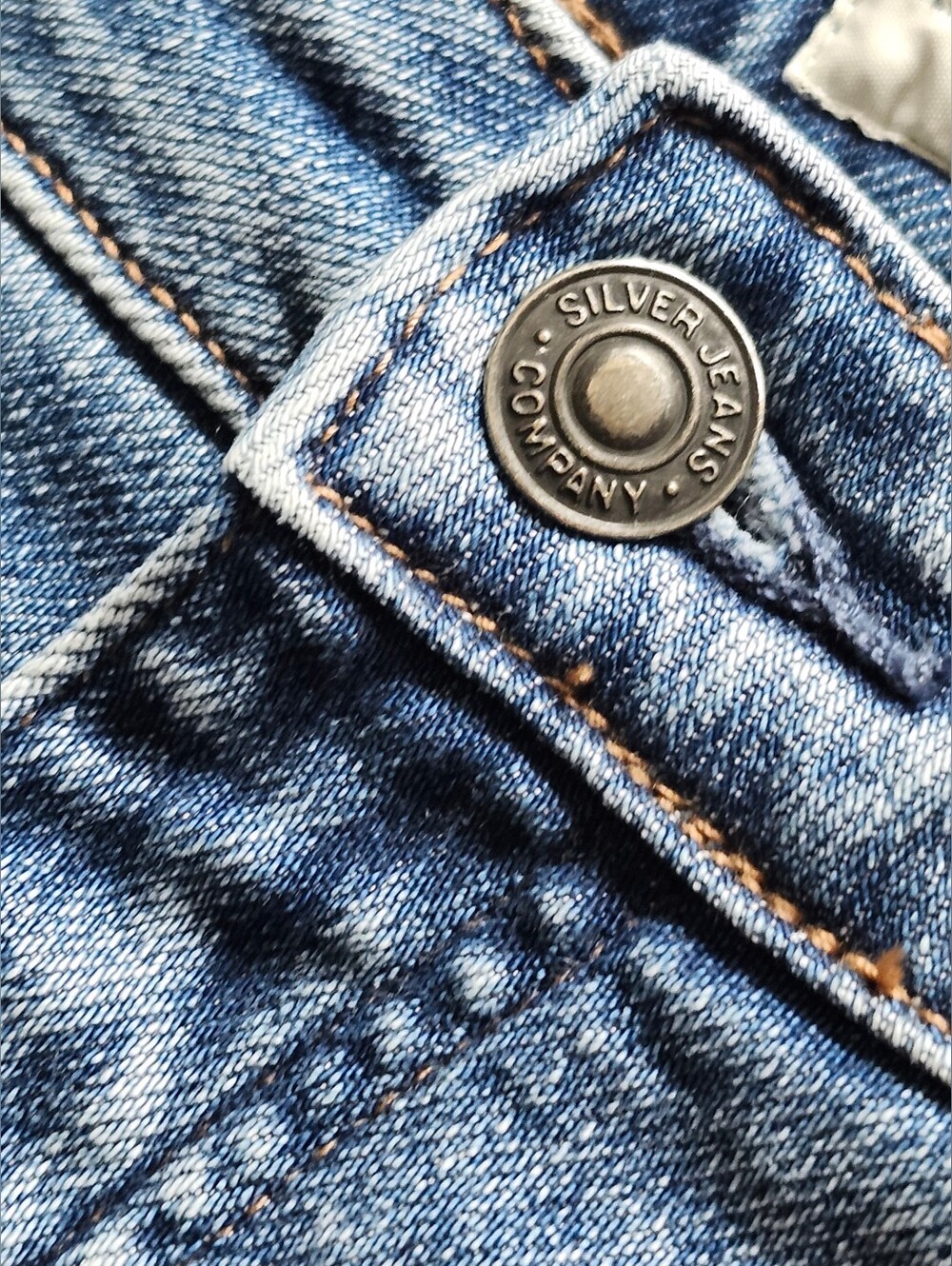 3 / $25 SILVER Jeans Co. "LORETTE" Distressed Blue Denim Skinny Jeans. Size 31. - Picture 12 of 16